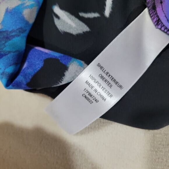Adrianna Papell‎ Vibrant Blue and Purple Floral Blouse - Size Medium - Picture 6 of 10